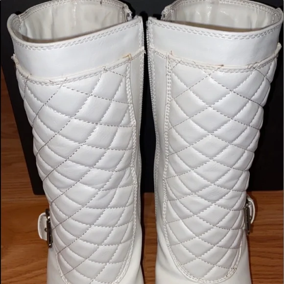 🤍🤍BOOTS🤍🤍 - Picture 3 of 13